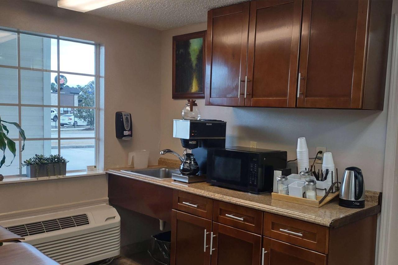 Carom Inn Denham Springs-Batonrouge ภายนอก รูปภาพ