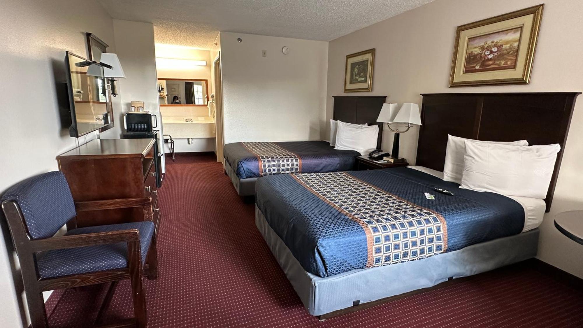 Carom Inn A Travelodge By Wyndham Denham Springs-Baton Rouge ภายนอก รูปภาพ