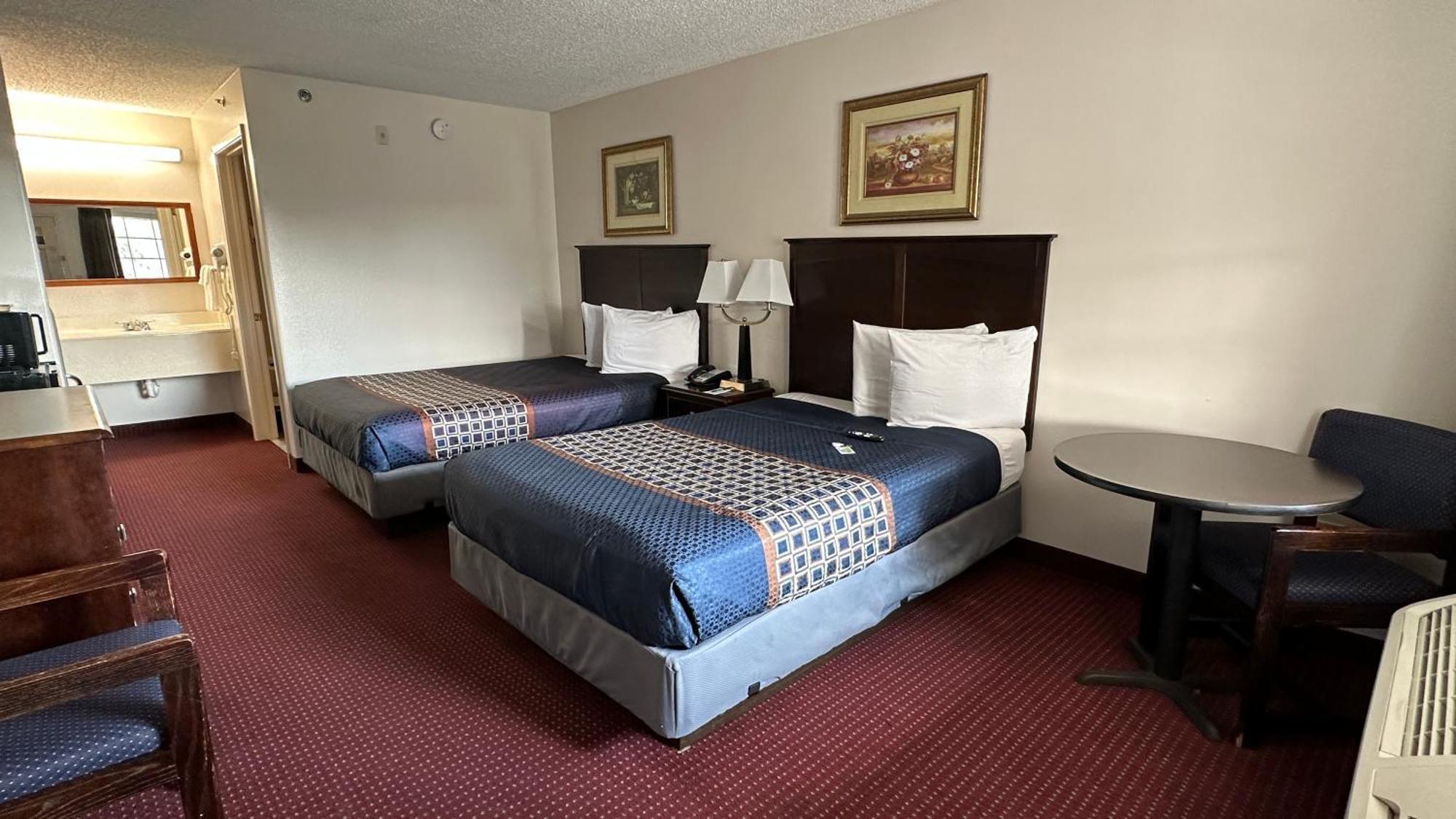 Carom Inn A Travelodge By Wyndham Denham Springs-Baton Rouge ภายนอก รูปภาพ