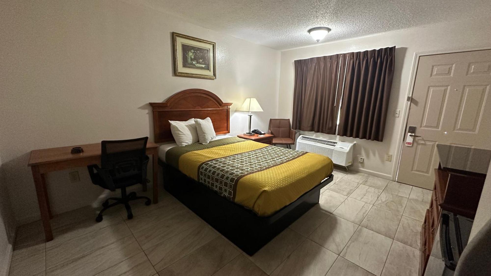 Carom Inn A Travelodge By Wyndham Denham Springs-Baton Rouge ห้อง รูปภาพ