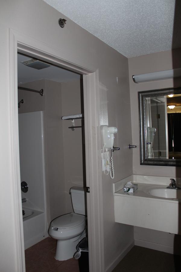 Carom Inn Denham Springs-Batonrouge ภายนอก รูปภาพ